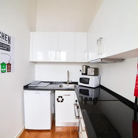 Baron - Couette-café District de Faro